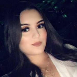 Meet your Posher, Daniela